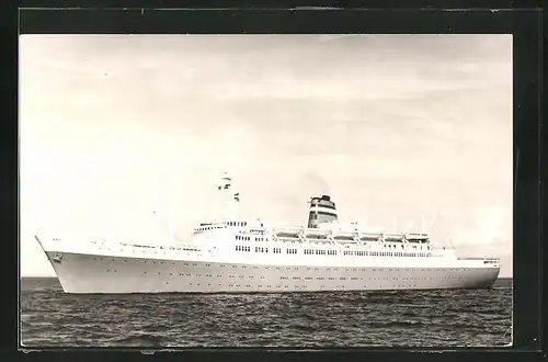 AK Passagierschiff SS Statendam der Holland-Amerika Linie im Sonnenschein