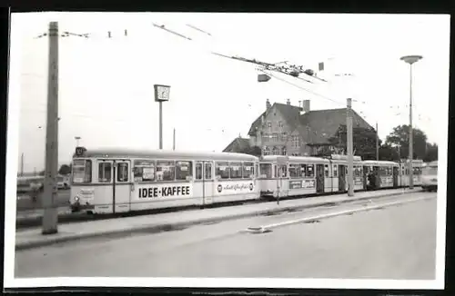 Fotografie P. Boehm, Ansicht Bielefeld, Strassenbahn-Triebwagen, Zug der Linie 2