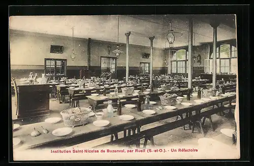 AK Rueil, Institution Saint-Nicolas de Buzenval, Un Réfectoire