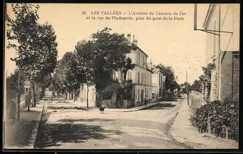 AK Les Vallées, L`Avenue du Chemin de Fer et la Rue de l`Industrie