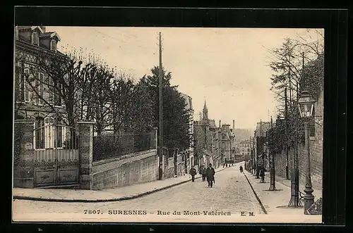 AK Suresnes, Rue du Mont-Valérien