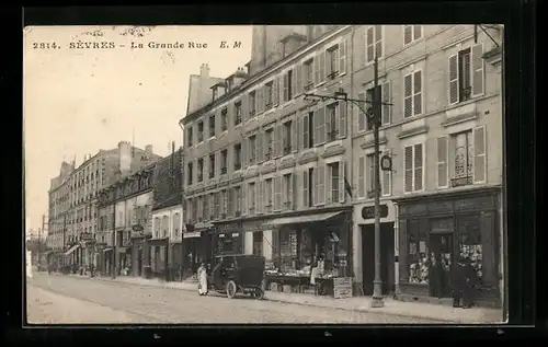 AK Sèvres, La Grande Rue