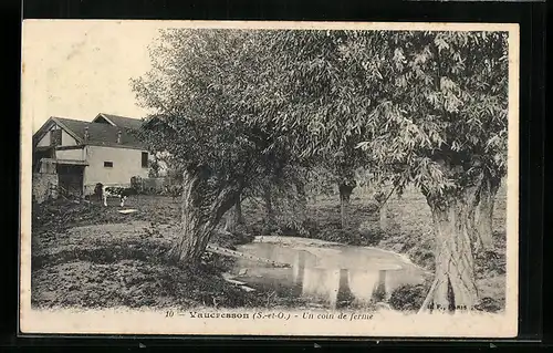 AK Vaucresson, Un coin de ferme, Bauernhof