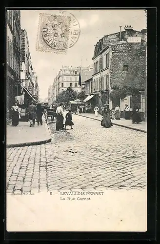 AK Levallois-Perret, La Rue Carnot