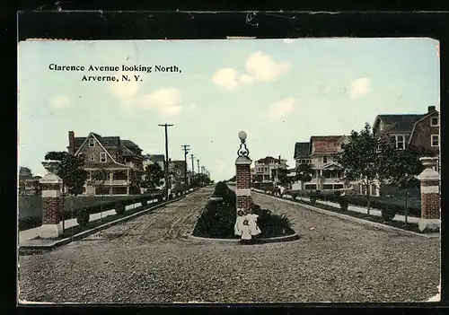 AK Arverne, NY, Clarence Avenue looking North