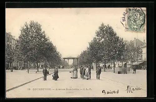 AK Courbevoie, Avenue Gambetta