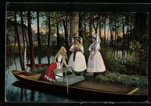AK Tracht Spreewald, Frauen am Kahn