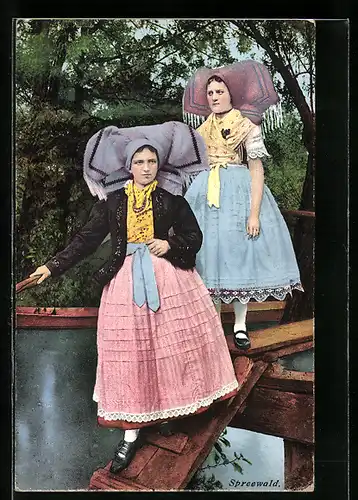 AK Spreewälderinnen in Tracht