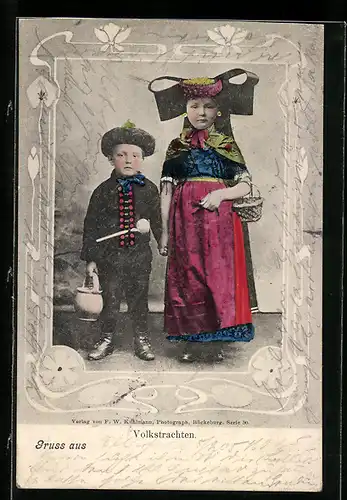 AK Niedliches Kinderpaar in Volkstracht Schaumburg-Lippe