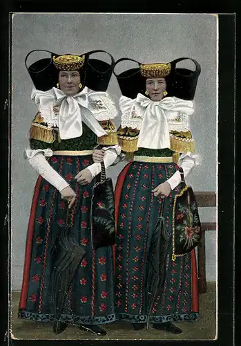 AK Zwei Damen in Bückburger Volkstracht