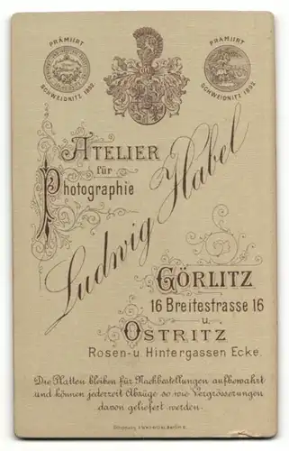 Fotografie Ludwig Habel, Görlitz, Portrait stattlicher Herr mit Brille