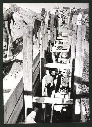 Fotografie Dainko, Ansicht Rannersdorf, Bauarbeiten auf Strecke in Kledering und Rothneusiedl