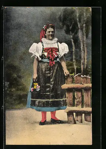 AK Junge Frau in Iglauer Volkstracht, Sudeten