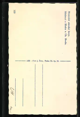 AK Moravske narodni kroje, Mladenci z Hluku u Uh. Brodu