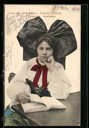 AK Elsässerin in Tracht mit einem Buch