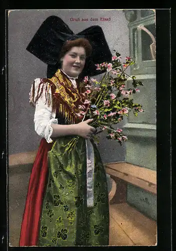AK Gruss aus dem Elsass, Frau mit Blumen in elsässischer-lothringischer Tracht