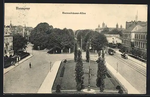 AK Hannover, Strassenbahn in der Herrenhäuser-Allee