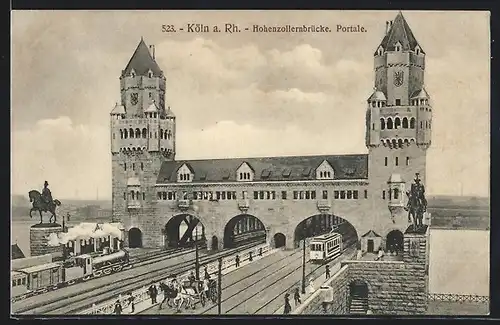 AK Köln, Strassenbahn am Westportal der Hohenzollernbrücke, Eisenbahn