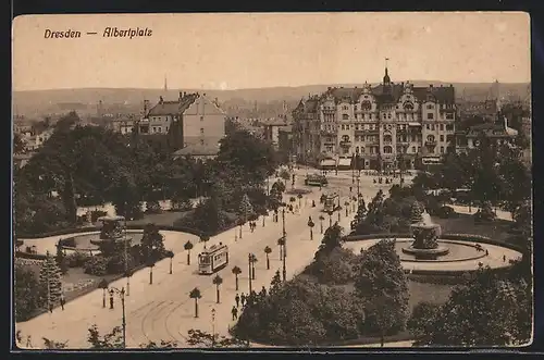 AK Dresden, Albertplatz mit Strassenbahnen