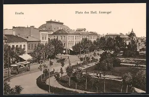 AK Braila, Platz des Heiligen Erzengel aus der Vogelschau, mit Strassenbahn