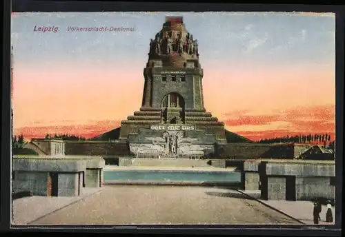 AK Leipzig, Völkerschlachtdenkmal im Sonnenuntergang