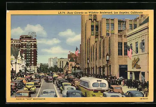 AK Los Angeles, Busy Crowds on Wilshire Boulevard