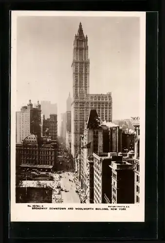 AK New York, NY, Broadway Downtown and Woolworth Building