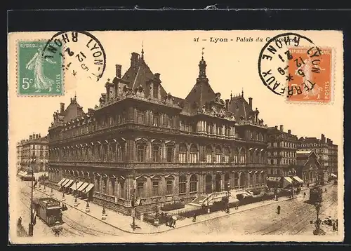 AK Lyon, Palais du Commerce, Strassenbahn