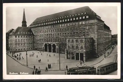 AK Bochum, Rathaus und Strassenpartie mit Strassenbahn