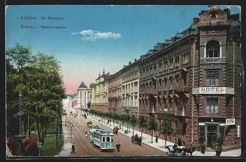 AK Krakau, Hotel Belvedere in der Basztowagasse mit Strassenbahn