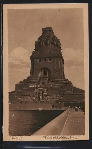 AK Leipzig, Völkerschlachtdenkmal mit Besuchern, Architekt Prof. Bruno Schmitz