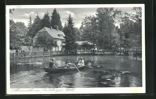 AK Leopoldstal, Waldrestaurant und Pension Silbermühle, Familie im Ruderboot