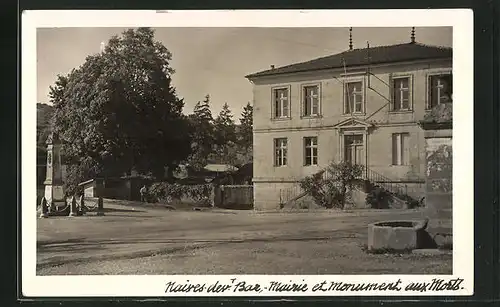 AK Naives-devant-Bar, Mairie et Monument aux Morts