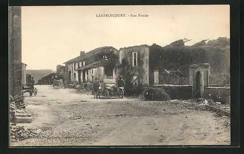 AK Lanfroicourt, Rue Froide, Auto, Ruine