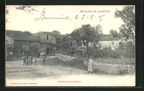 AK Domevre-sur-Vezouze, Une Rue