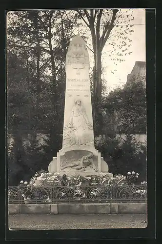 AK Saint-Nicolas-de-Port, Monument à ses enfants morts pour la Patrie 1914-1918