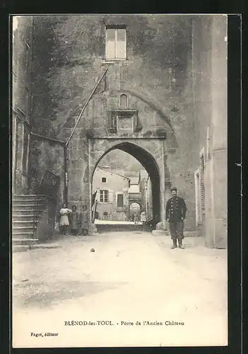 AK Blénod-les-Toul, Porte de l`Ancien Château