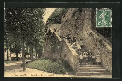 AK Pithiviers, Escalier de la Poterne