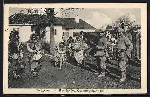 AK Unsere Feldgrauen und ihre Quartiergeberinnen auf einem serbischen Bauernhofe