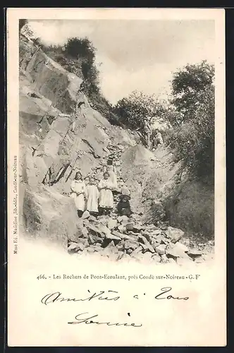 AK Conde-sur-Noireau, Les Rochers de Pont-Ecoulant