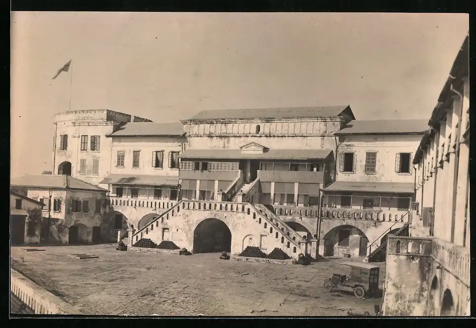 7 Fotografien W. S. Johnston, Ansicht Cape Coast / Ghana, Ashanti Road, Commercial Street, Fort für Sklavenhandel u.a. 2