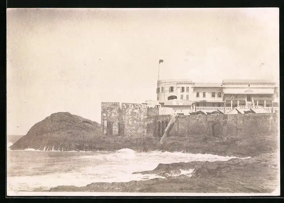 7 Fotografien W. S. Johnston, Ansicht Cape Coast / Ghana, Ashanti Road, Commercial Street, Fort für Sklavenhandel u.a. 4