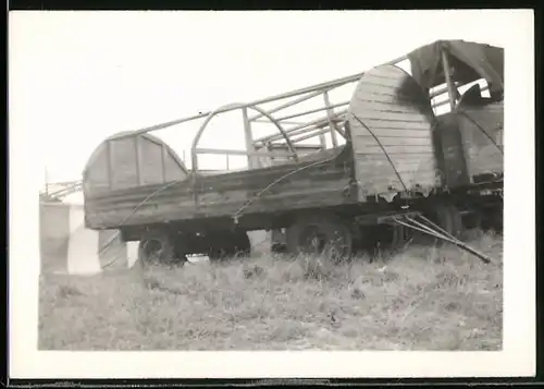 11 Fotografien unbekannter Fotograf, Ansicht London, Rummel, Kirmes, Volksfest London Fair, Schausteller-Wagen