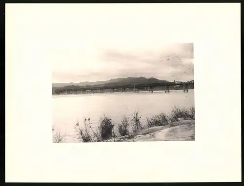 Fotoalbum mit 90 Fotogravur, Ansicht Beppu, Strassen mit Geschäften, Geisha, Segelschiff, Eisenbahnbrücke, Rikscha