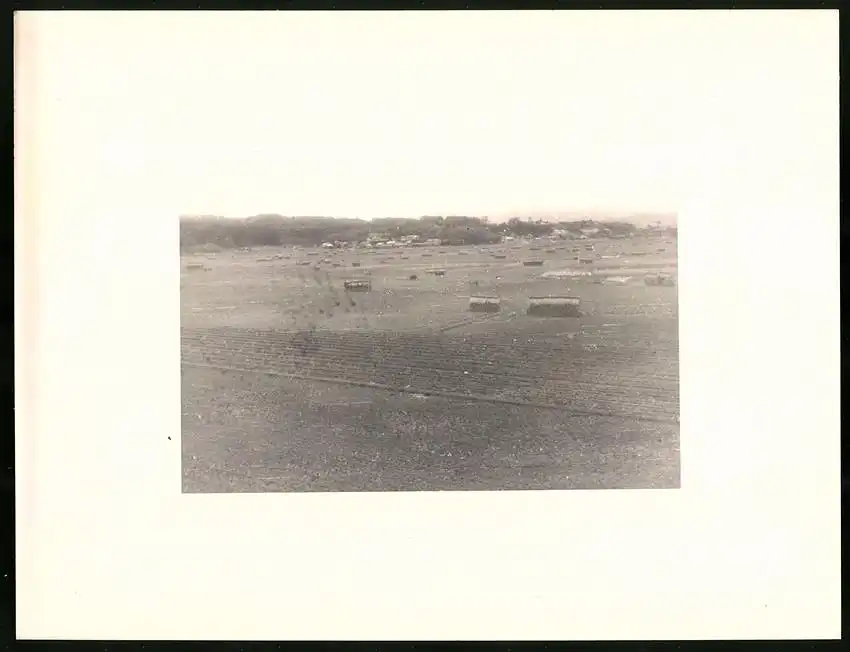 Fotoalbum mit 90 Fotogravur, Ansicht Beppu, Strassen mit Geschäften, Geisha, Segelschiff, Eisenbahnbrücke, Rikscha 28