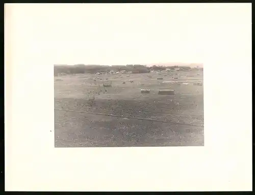 Fotoalbum mit 90 Fotogravur, Ansicht Beppu, Strassen mit Geschäften, Geisha, Segelschiff, Eisenbahnbrücke, Rikscha