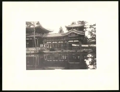 Fotoalbum mit 90 Fotogravur, Ansicht Beppu, Strassen mit Geschäften, Geisha, Segelschiff, Eisenbahnbrücke, Rikscha