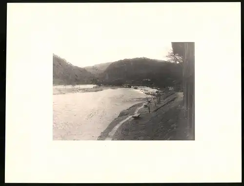 Fotoalbum mit 90 Fotogravur, Ansicht Beppu, Strassen mit Geschäften, Geisha, Segelschiff, Eisenbahnbrücke, Rikscha