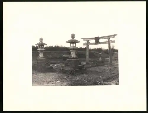 Fotoalbum mit 90 Fotogravur, Ansicht Beppu, Strassen mit Geschäften, Geisha, Segelschiff, Eisenbahnbrücke, Rikscha