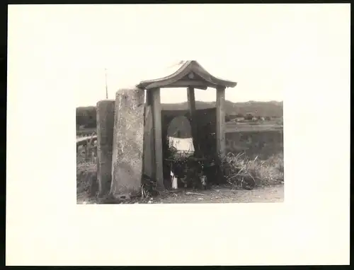 Fotoalbum mit 90 Fotogravur, Ansicht Beppu, Strassen mit Geschäften, Geisha, Segelschiff, Eisenbahnbrücke, Rikscha